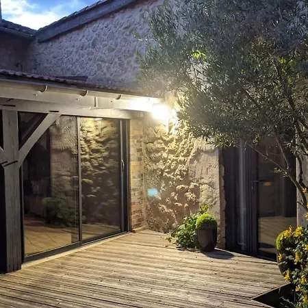 Nicely Renovated Wine-grower House Air-conditioned